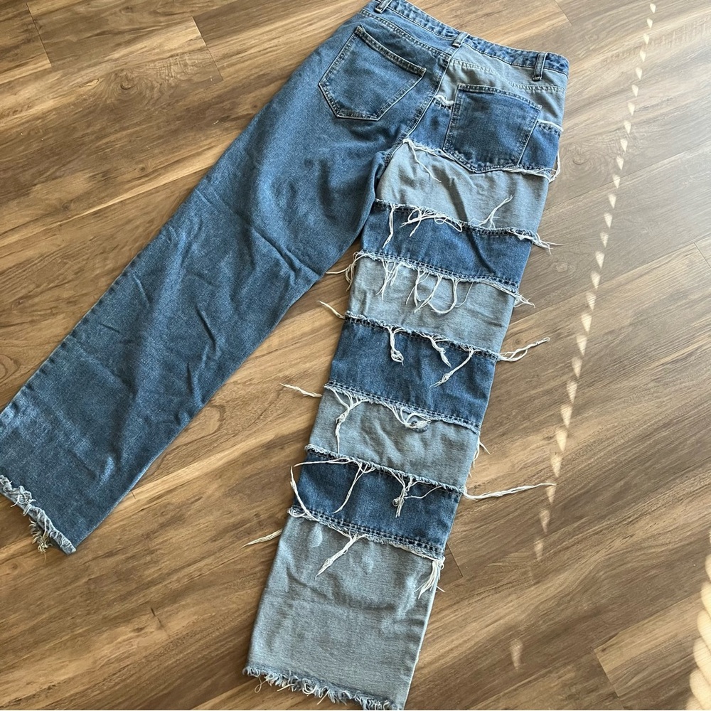 NEW RARE DISTRESSED PATCH COLORBLOCK JEANS - Picture 13 of 15